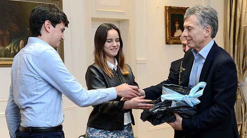 Mauricio Macri recibió a estudiantes galardonados