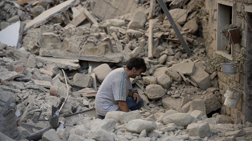 Sobreviviente del terremoto en Italia