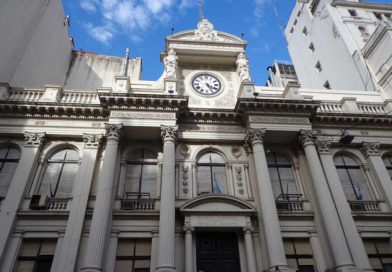 El dólar oficial cerró estable en $1.510 y el Banco Central sumó USD 81 millones a las reservas