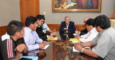 Morales se reunió con intendentes y comisionados de la Quebrada y la Puna Morales se reunió con intendentes y comisionados de la Quebrada y la Puna