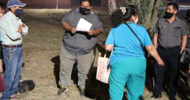 Feriantes accedieron cambiar de locación en el barrio “13 de junio” Feriantes accedieron cambiar de locación en el barrio “13 de junio”