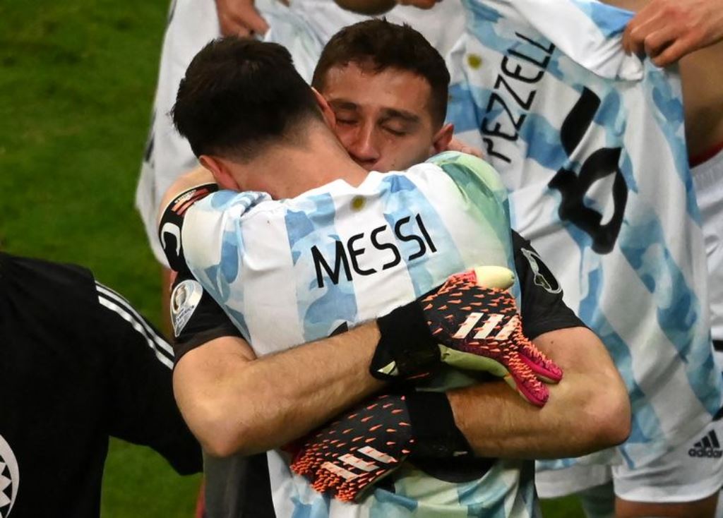 Con goles de Lautaro Martínez, Di Maria y Dybala, Argentina se consagró campeón de la Finalissima