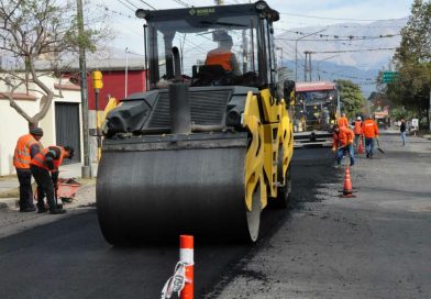 Iniciaron los trabajo de repavimentación de avenida Illia en Los Perales