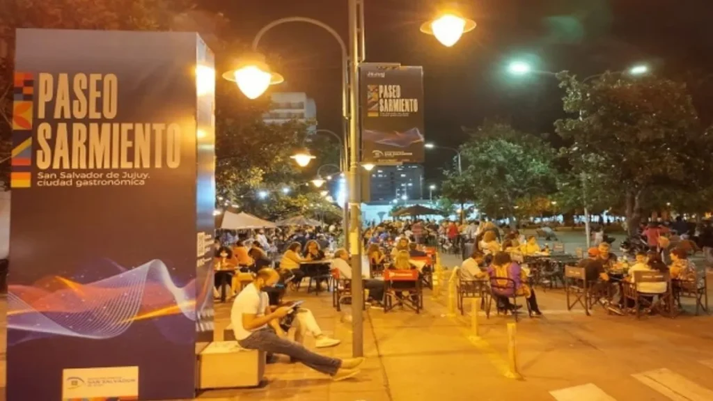 PASEO SARMIENTO EN SAN SALVADOR DE JUJUY