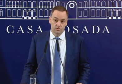 La oposición presentó casi 5.000 preguntas a Manuel Adorni por su patrimonio y un viaje a Uruguay