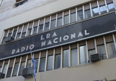 Otros 100 empleados y directores fueron despedidos por la nueva gestión en Radio Nacional