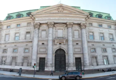 Banco Nación salió a aclarar los créditos: aseguró que no cambió requisitos ni benefició a funcionarios