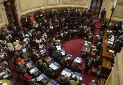 El Senado sancionó el aumento del bono jubilatorio, la recomposición del 7,2% y la extensión de la moratoria