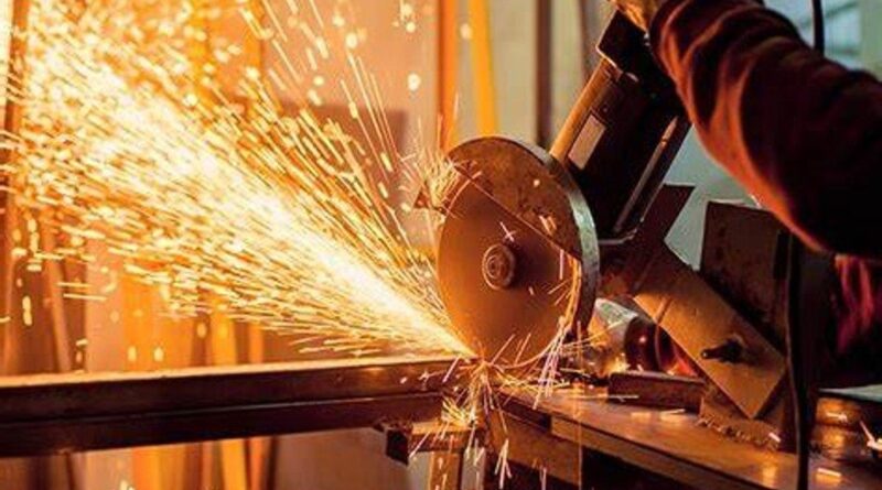 Aumento  la reducción de personal en la industria ante caída de demanda
