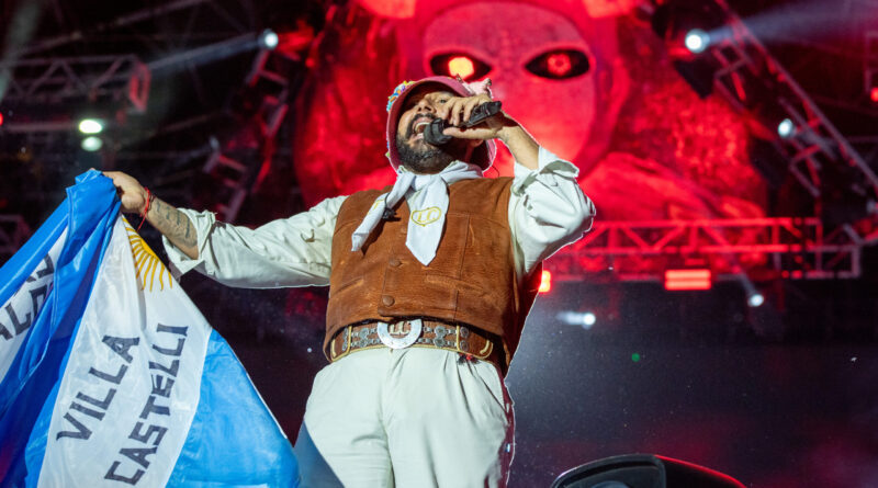 Carnaval de los Tekis con una tercera noche a puro sentimiento y gran previa del cierre