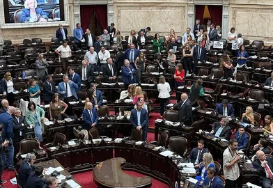 Reforma laboral: Diputados la aprobó por 135 contra 115 en una sesión tensa y marcada por escándalos