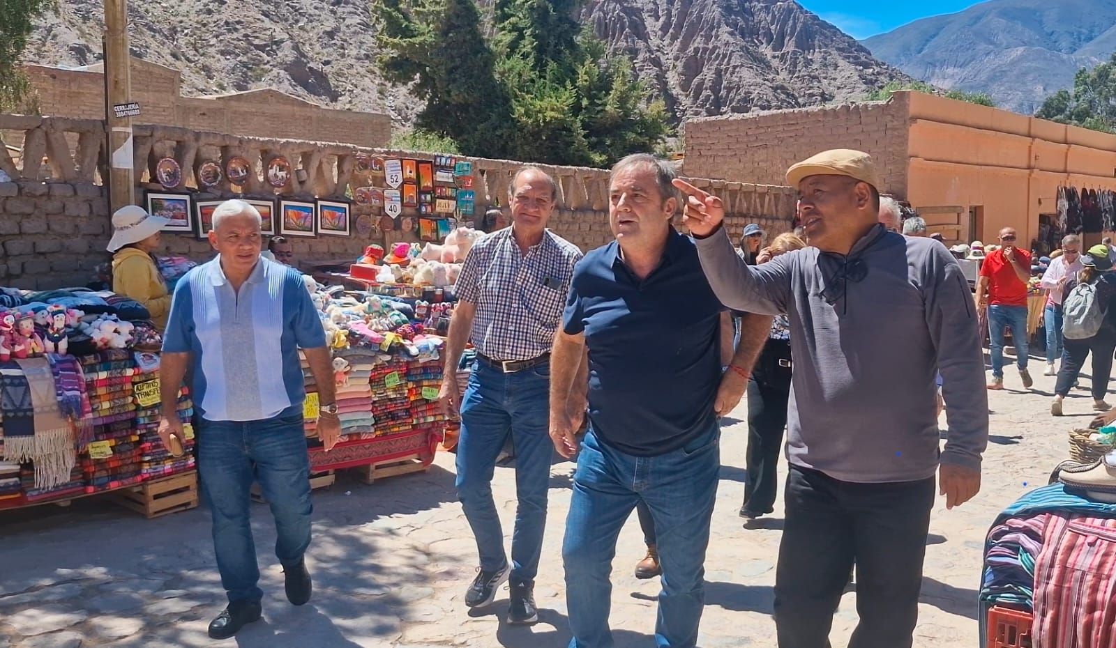 Parlamento del Norte en Purmamarca 2