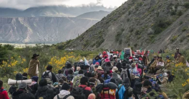 Entre sikuris y peregrinos: Tumbaya recibió a la Virgen de Punta Corral