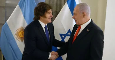 Milei inicia su agenda en Israel con una visita al Muro de los Lamentos y reuniones políticas