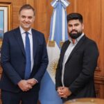 Fabián Fernández fue designado como nuevo secretario de Comunicación y Prensa de la Nación adorni y paez
