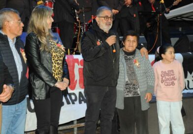 Mariano Moreno celebró sus 69 años con una multitudinaria serenata y el segundo aniversario del Multiespacio
