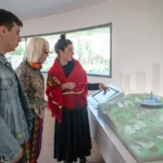 Marta Minujín visitó el Centro Cultural Lola Mora a días de su inauguración marta minujin en el lola mora