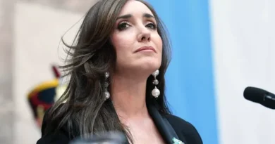 Victoria Villarruel cruzó a Manuel Adorni por su patrimonio: “No le creo, me parece una vergüenza” Victoria Villarruel cruzó a Manuel Adorni por su patrimonio: “No le creo, me parece una vergüenza”