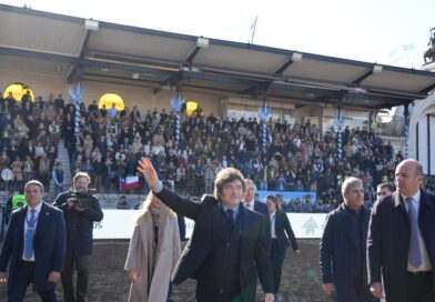 Milei profundiza su agenda económica: promete bajar las retenciones a la soja al 15% y envía al Congreso la reforma de las vías navegables