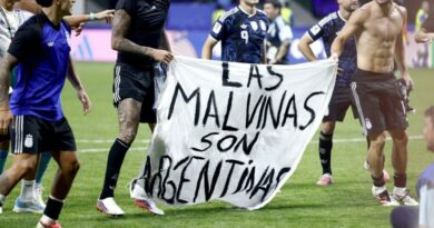 La AFA respondió tras la polémica por la bandera de Malvinas: “La camiseta argentina abre puertas donde muchas veces llegan discursos”