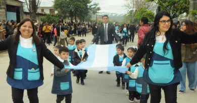 Alberdi cumplió 69 años con anuncios de obras y una multitud en las calles Alberdi cumplió 69 años con anuncios de obras y una multitud en las calles