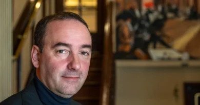 La insólita explicación de Francisco Adorni sobre un error en su declaración jurada La insólita explicación de Francisco Adorni sobre un error en su declaración jurada