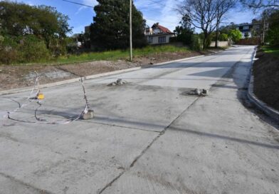 Los Perales: avanzan las obras de pavimentación para mejorar el tránsito y evitar problemas con el agua Los Perales: avanzan las obras de pavimentación para mejorar el tránsito y evitar problemas con el agua