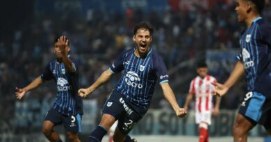 Gimnasia de Jujuy reaccionó a tiempo y empató 2-2 con San Martín de Tucumán