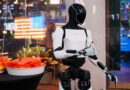 Los robots de Tesla ya tienen fecha: Optimus podría llegar a los hogares en 2027