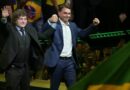 Milei felicitó a Flávio Bolsonaro y apuntó contra Lula tras las elecciones en Brasil